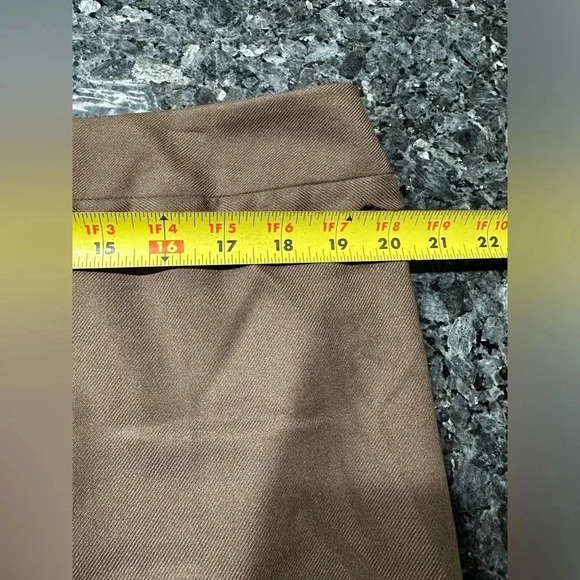 Ann Taylor | LOFT | Career Chic Brown Scallop Classic Pencil Skirt Size 16 NWT - Picture 3 of 5